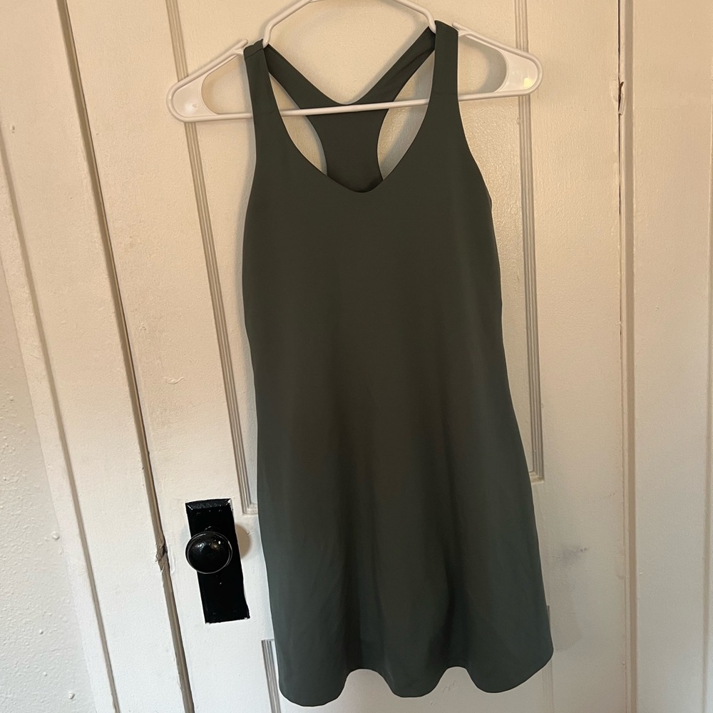 EUC Alpine Lola V-neck Dress Girlfriend Collective M